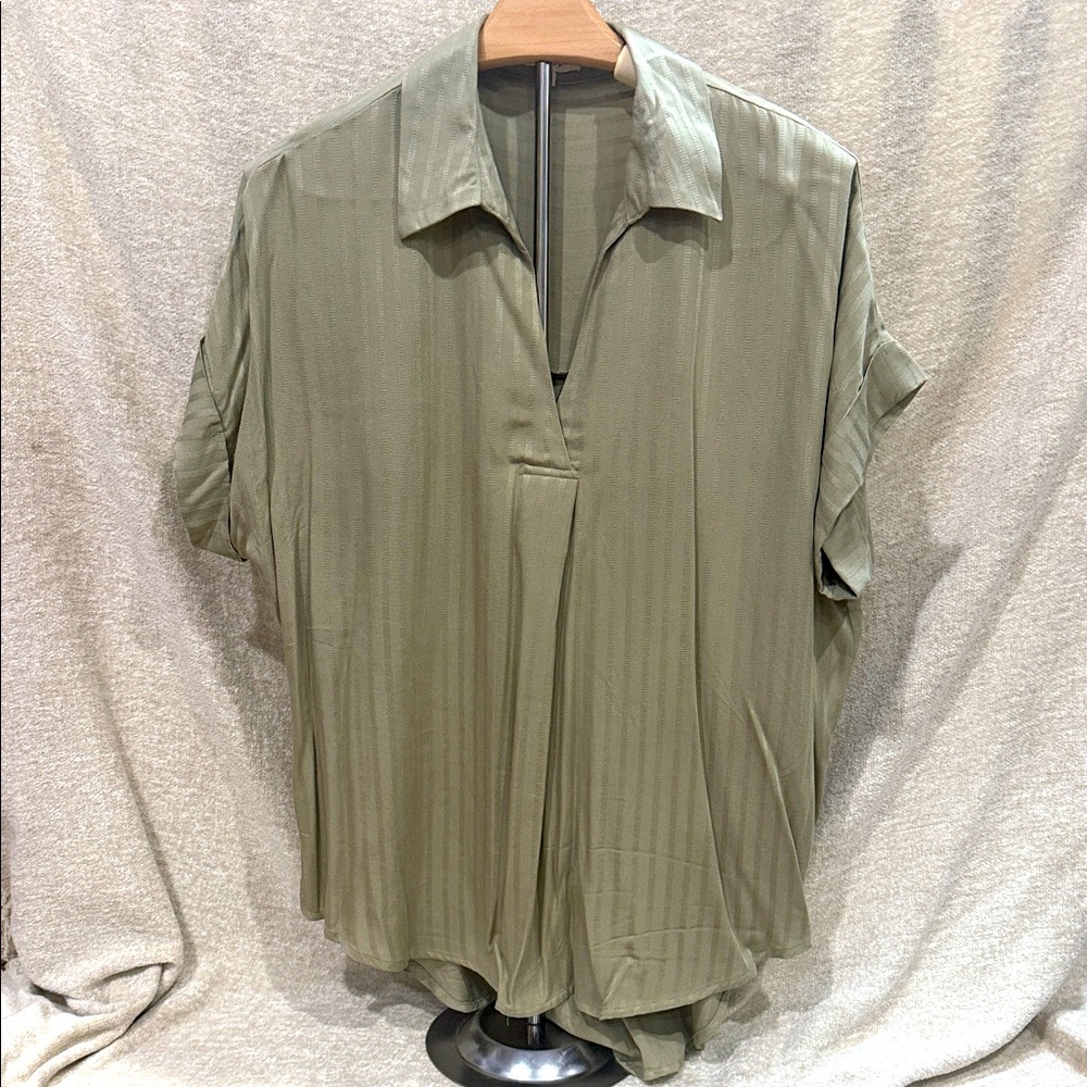 Blu Pepper Sage Striped Blouse Size M